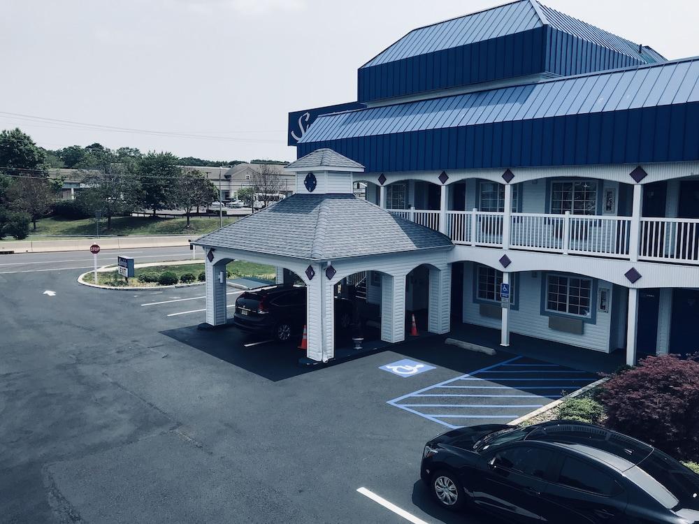 Superlodge Absecon/Atlantic City Exterior photo